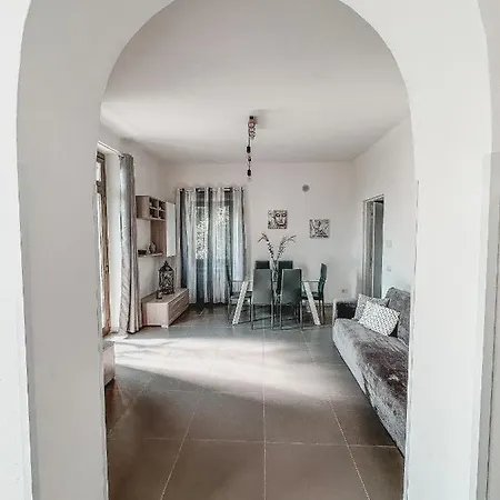 Casa Con Giardino, La Casa Di Sophie,