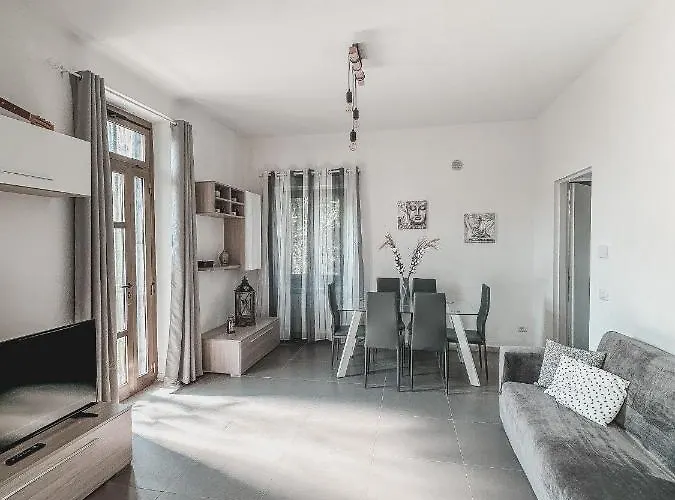 Casa Con Giardino, La Casa Di Sophie,