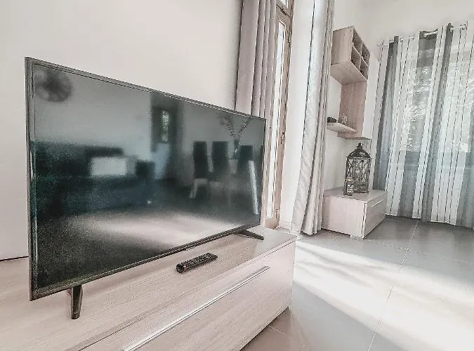 Casa Con Giardino, La Casa Di Sophie, 아로나