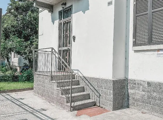 아파트 Casa Con Giardino, La Casa Di Sophie, 아로나